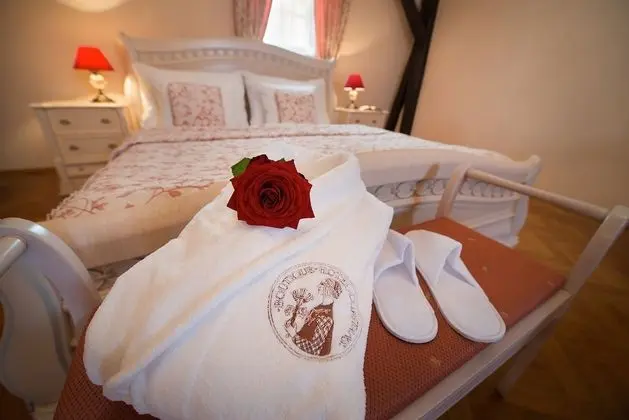 Deluxe Tek Büyük veya İki Ayrı Yataklı Oda