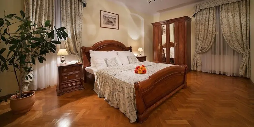 Standard Tek Büyük veya İki Ayrı Yataklı Oda