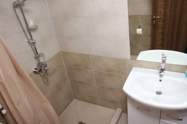 Standard Tek Büyük veya İki Ayrı Yataklı Oda