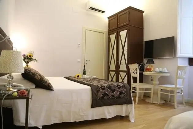 Classic Üç Kişilik Oda