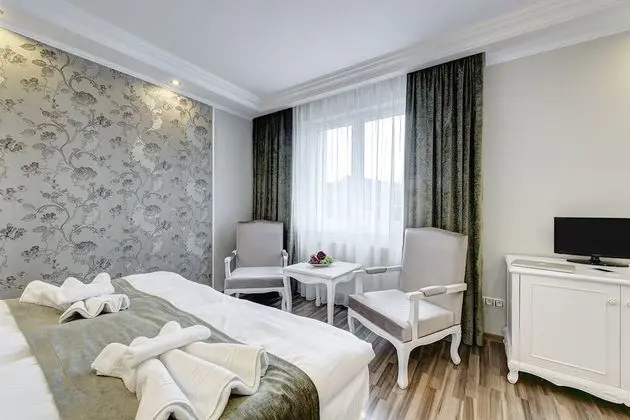 Deluxe Tek Büyük Yataklı Oda