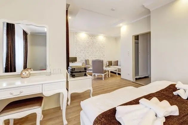 Deluxe Tek Büyük Yataklı Oda