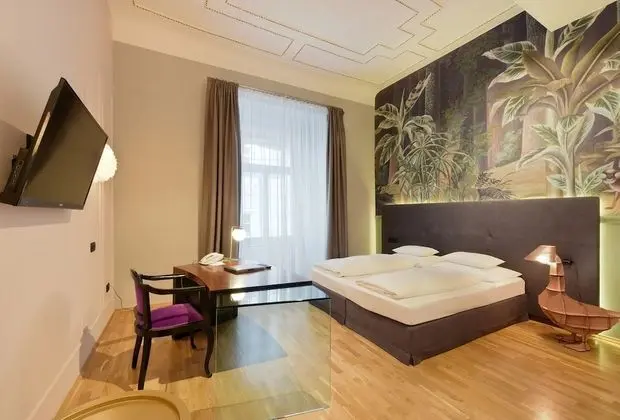 Comfort Tek Büyük Yataklı Oda