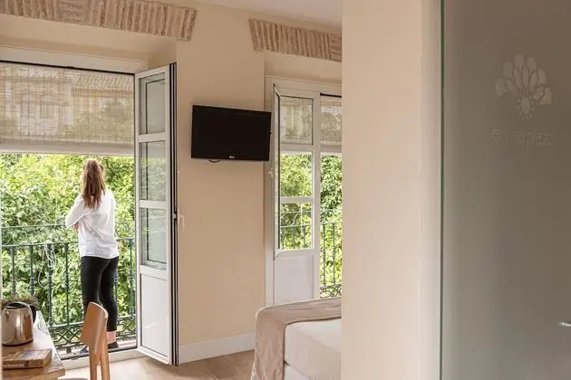 Superior Tek Büyük Yataklı Oda, Şehir Manzaralı