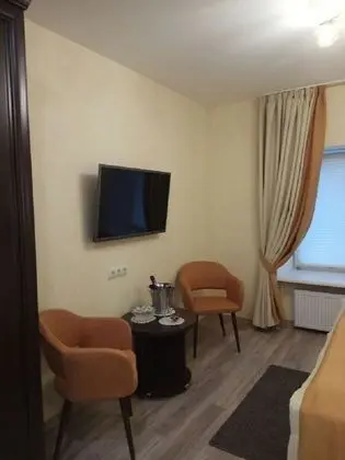Exclusive Tek Büyük Yataklı Oda