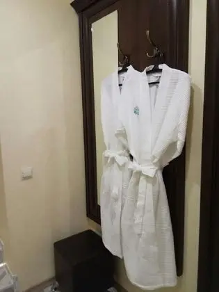 Exclusive Tek Büyük Yataklı Oda