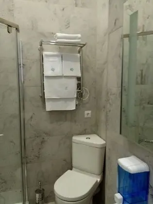 Luxury Tek Büyük Yataklı Oda