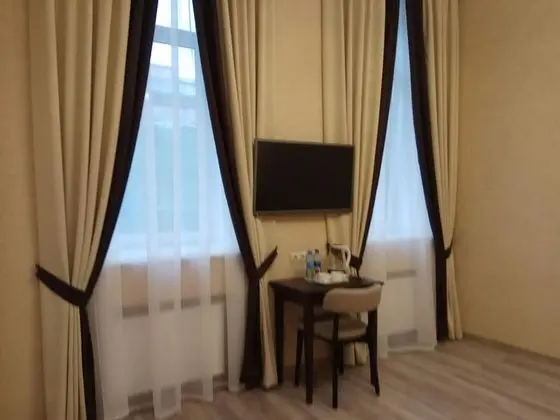 Luxury Tek Büyük Yataklı Oda