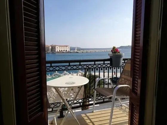 Standard Dört Kişilik Oda, Deniz Manzaralı