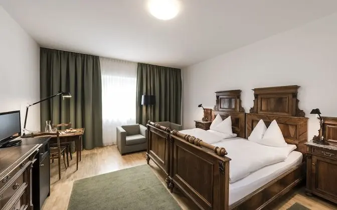 Comfort Tek Büyük Yataklı Oda