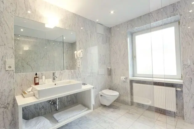 Comfort Tek Büyük Yataklı Oda