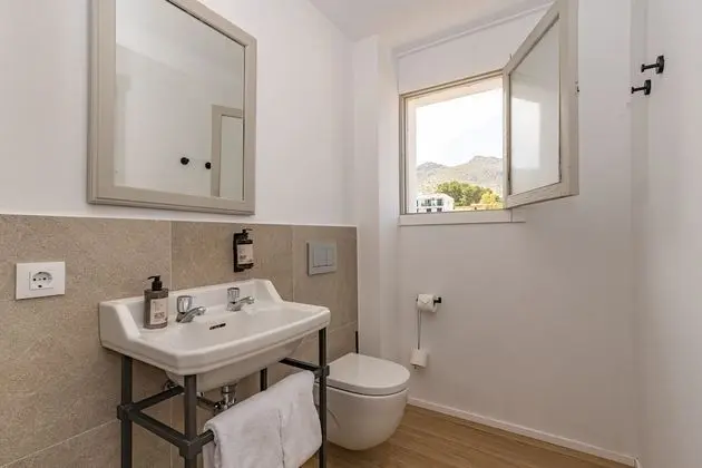 Tek Büyük Yataklı Oda, Balkon
