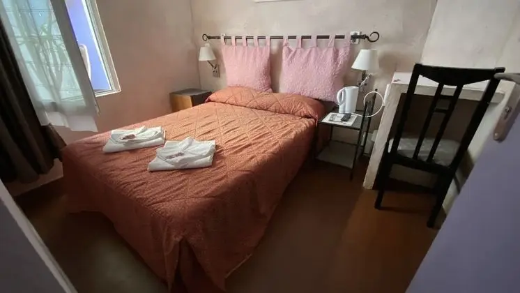 Comfort Tek Büyük Yataklı Oda