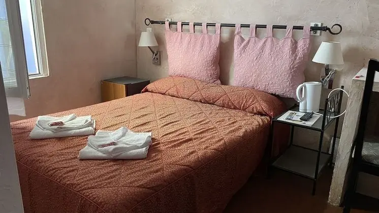 Comfort Tek Büyük Yataklı Oda