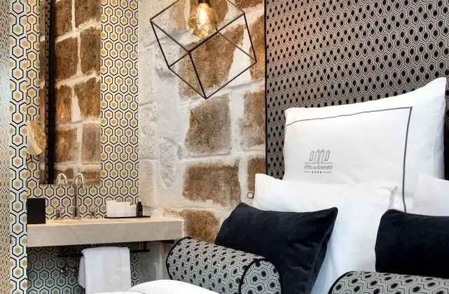 Classic Tek Büyük Yataklı Oda