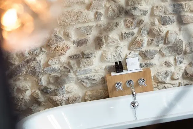 Classic Tek Büyük Yataklı Oda