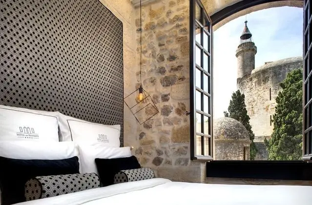 Classic Tek Büyük Yataklı Oda