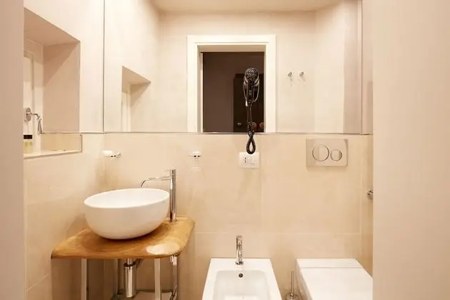 Comfort Tek Büyük Yataklı Oda, 1 En Büyük (King) Boy Yatak, Anti Alerjik (Stair Access Only)