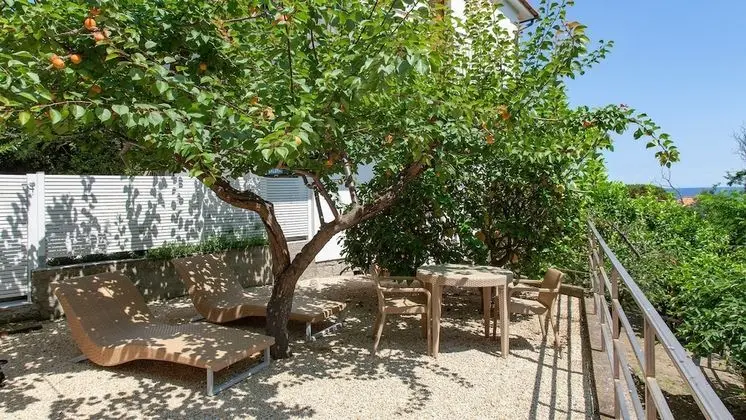 Design Oda, 2 Yatak Odası, Balkon, Bahçe Manzaralı