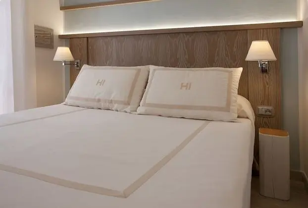 Economy Tek Büyük Yataklı Oda, Balkon, Bahçe Manzaralı