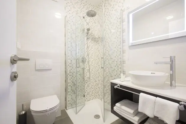 Deluxe Tek Büyük veya İki Ayrı Yataklı Oda