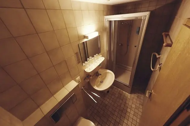 Basic Oda (4 bunk beds)