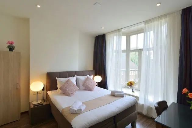 Deluxe Tek Büyük Yataklı Oda, Balkon