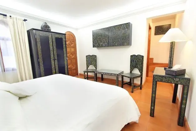 Premium Tek Büyük Yataklı Oda
