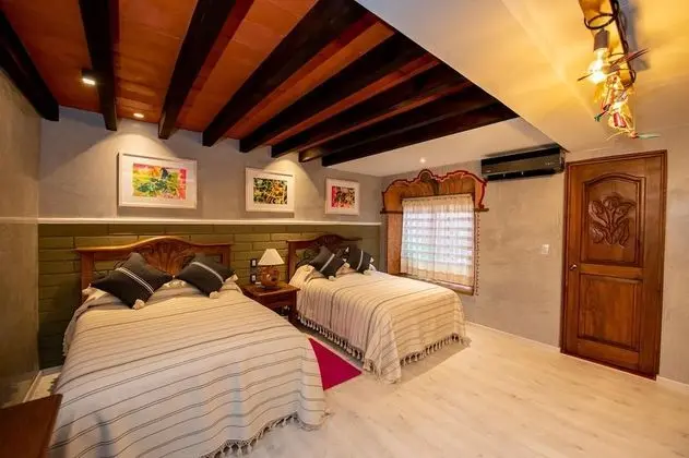 Superior Tek Büyük Yataklı Oda, 2 Çift Kişilik Yatak, Özel Banyo, Bahçe Manzaralı