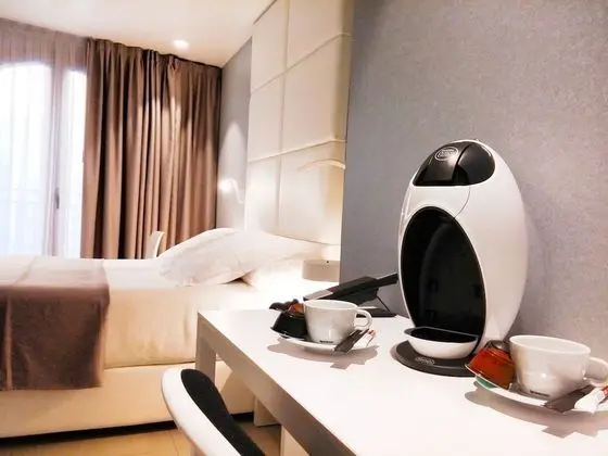 Design Tek Büyük Yataklı Oda, Jakuzi (Vistas al castillo)