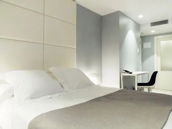 Standard Oda, Balkon (Vistas al castillo)