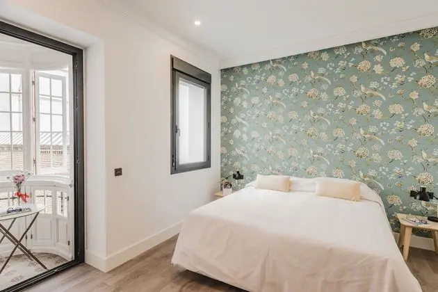 Deluxe Room with Balcony or Patio