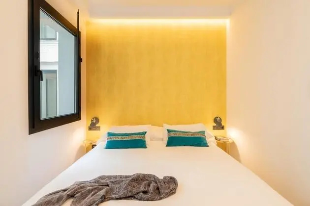 Standard Tek Büyük Yataklı Oda