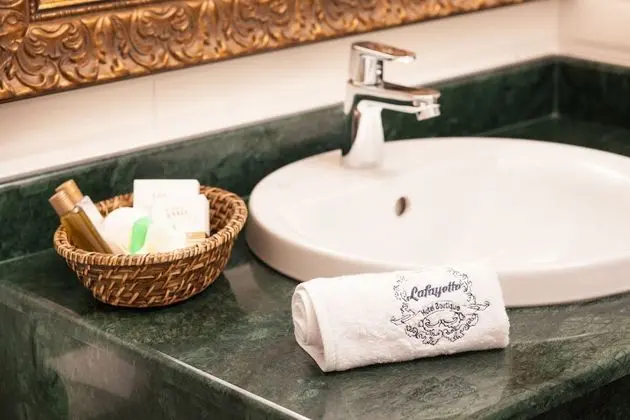 Junior Süit, Şehir Manzaralı