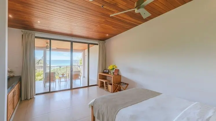 Süit (Panorama, One King Bed)