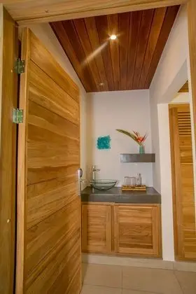 Süit (Panorama, One King Bed)