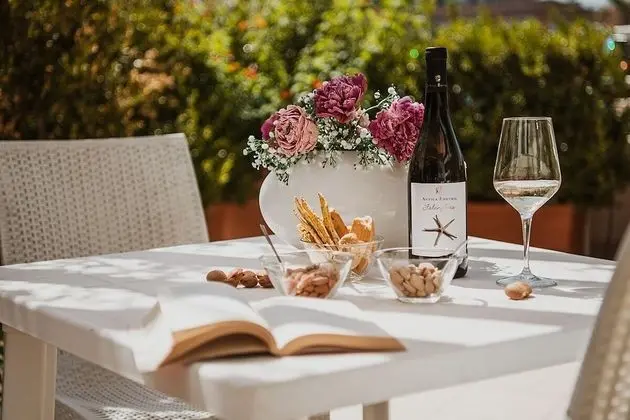 Honeymoon Tek Büyük veya İki Ayrı Yataklı Oda, 1 Yatak Odası, Teras, Şehir Manzaralı (5)