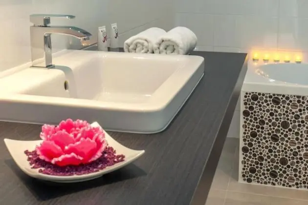 Life Suite Front sea view (2+2)