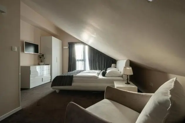 Presidental 2 bedroom Apartment (4+2)