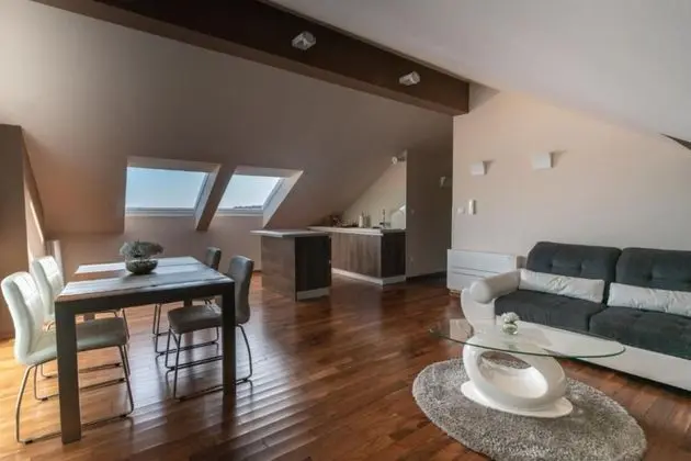 Presidental 2 bedroom Apartment (4+2)