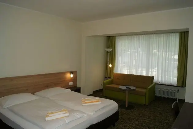 Deluxe Tek Büyük Yataklı Oda, Balkon, Dağ Manzaralı