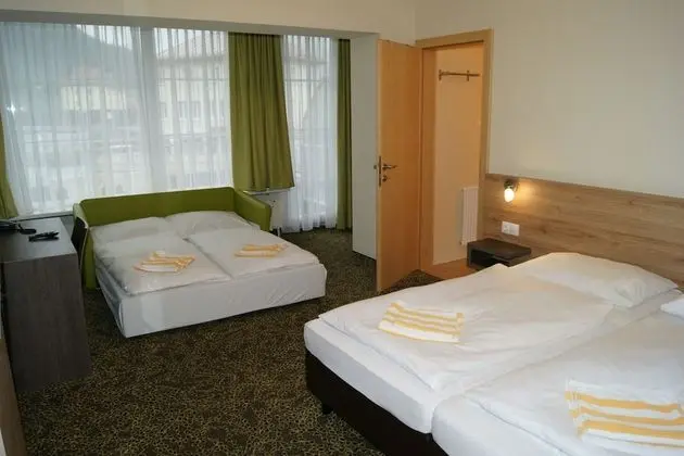 Deluxe Tek Büyük Yataklı Oda, Balkon, Dağ Manzaralı