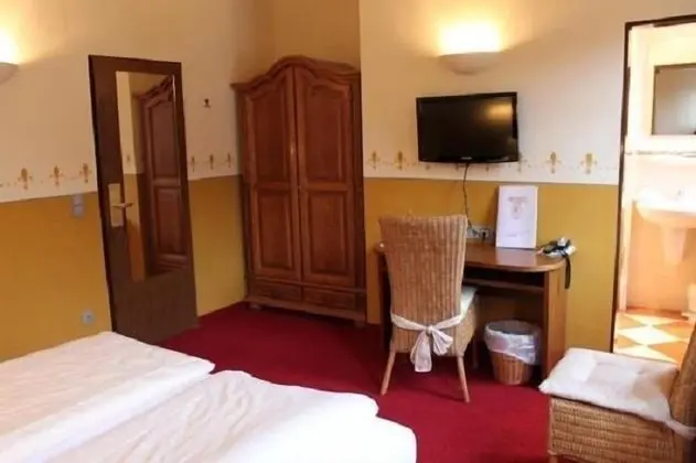 Comfort Tek Büyük Yataklı Oda