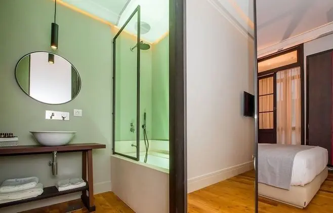 Tek Büyük Yataklı Oda