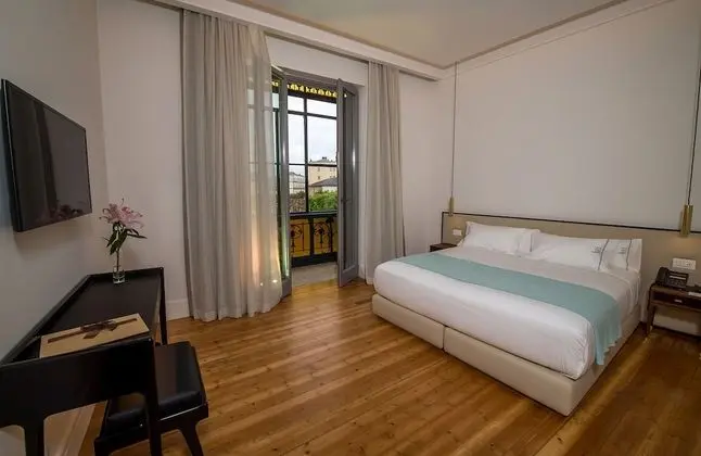 Tek Büyük Yataklı Oda, Şehir Manzaralı