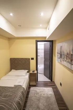 Deluxe Tek Kişilik Oda