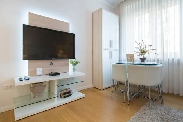 Deluxe Süit, 1 Yatak Odası, Mutfak, Şehir Manzaralı (Deluxe One Bedroom Suite)