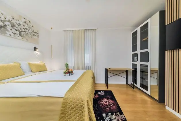 Deluxe Süit, 1 Yatak Odası, Mutfak, Şehir Manzaralı (Deluxe One Bedroom Suite)