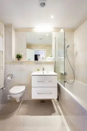Superior Stüdyo, Banyolu/Duşlu (Superior Studio Suite)