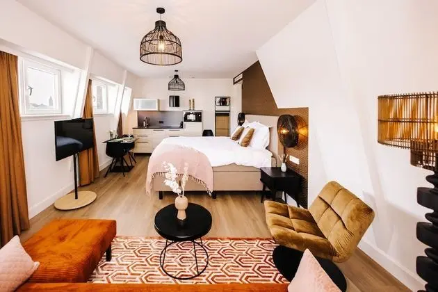 Exclusive Stüdyo Süit